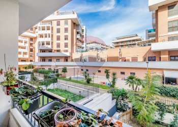 Edificio all\'aperto - Bilocale Viale Filippo Brunelleschi
 
47, Fiumicino - foto 15