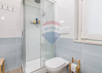 Bagno - Bilocale Viale Filippo Brunelleschi
 
47, Fiumicino - foto 18