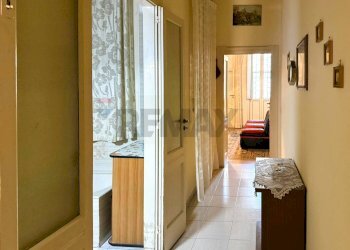 Hall / corridoio - Three-room apartment Via Addis Abeba
 
14, Bari - photo 4