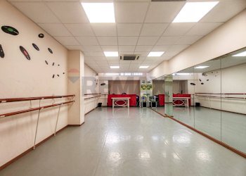 Non correlato - Commercial Premises Via Orazio Comes
 
16, Bari - photo 11