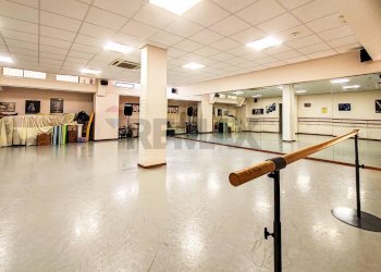 Palestra - Commercial Premises Via Orazio Comes
 
16, Bari - photo 20