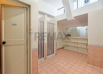Terrazza - Commercial Premises Via Orazio Comes
 
16, Bari - photo 23