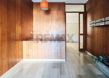 Ricezione / Lobby - Commercial Premises Via Orazio Comes
 
16, Bari - photo 33