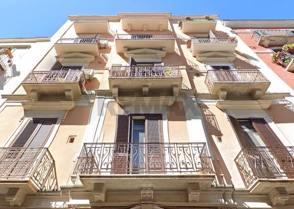 Edificio all\'aperto - Trilocale Via Alessandro Maria Calefati
 
365, Bari - foto 1