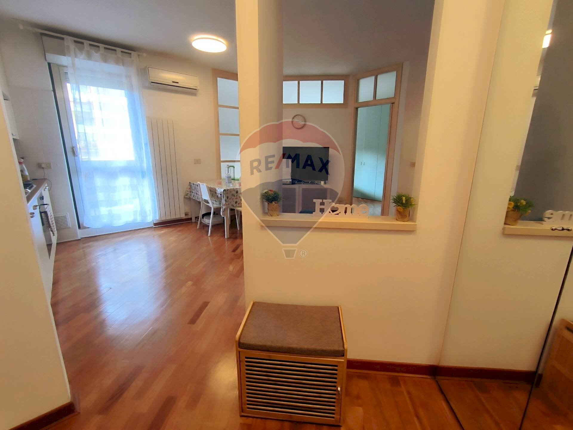 Soggiorno - Bilocale Via Giuseppe Giusti
20, Trieste - foto 2