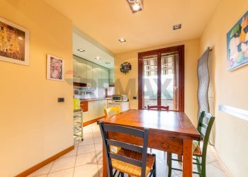 Sala da pranzo - Apartment VIA RAFFAELLO SANZIO
 
5/A, Loro Ciuffenna - photo 4