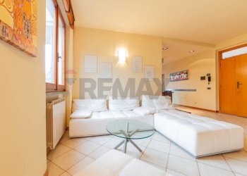 Soggiorno - Apartment VIA RAFFAELLO SANZIO
 
5/A, Loro Ciuffenna - photo 6
