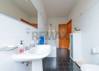 Bagno - Apartment VIA RAFFAELLO SANZIO
 
5/A, Loro Ciuffenna - photo 13