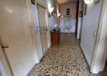 Hall / corridoio - Casa indipendente localita Casino
 
6, Cavriglia - foto 5