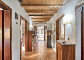 Hall / corridoio - Independent house via della Ripa
 
12, Castelfranco Piandiscò - photo 13