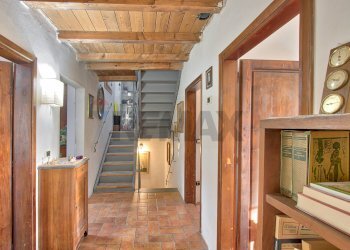 Scale - Independent house via della Ripa
 
12, Castelfranco Piandiscò - photo 14