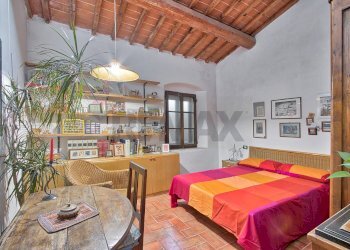 Camera / camera da letto - Independent house via della Ripa
 
12, Castelfranco Piandiscò - photo 17