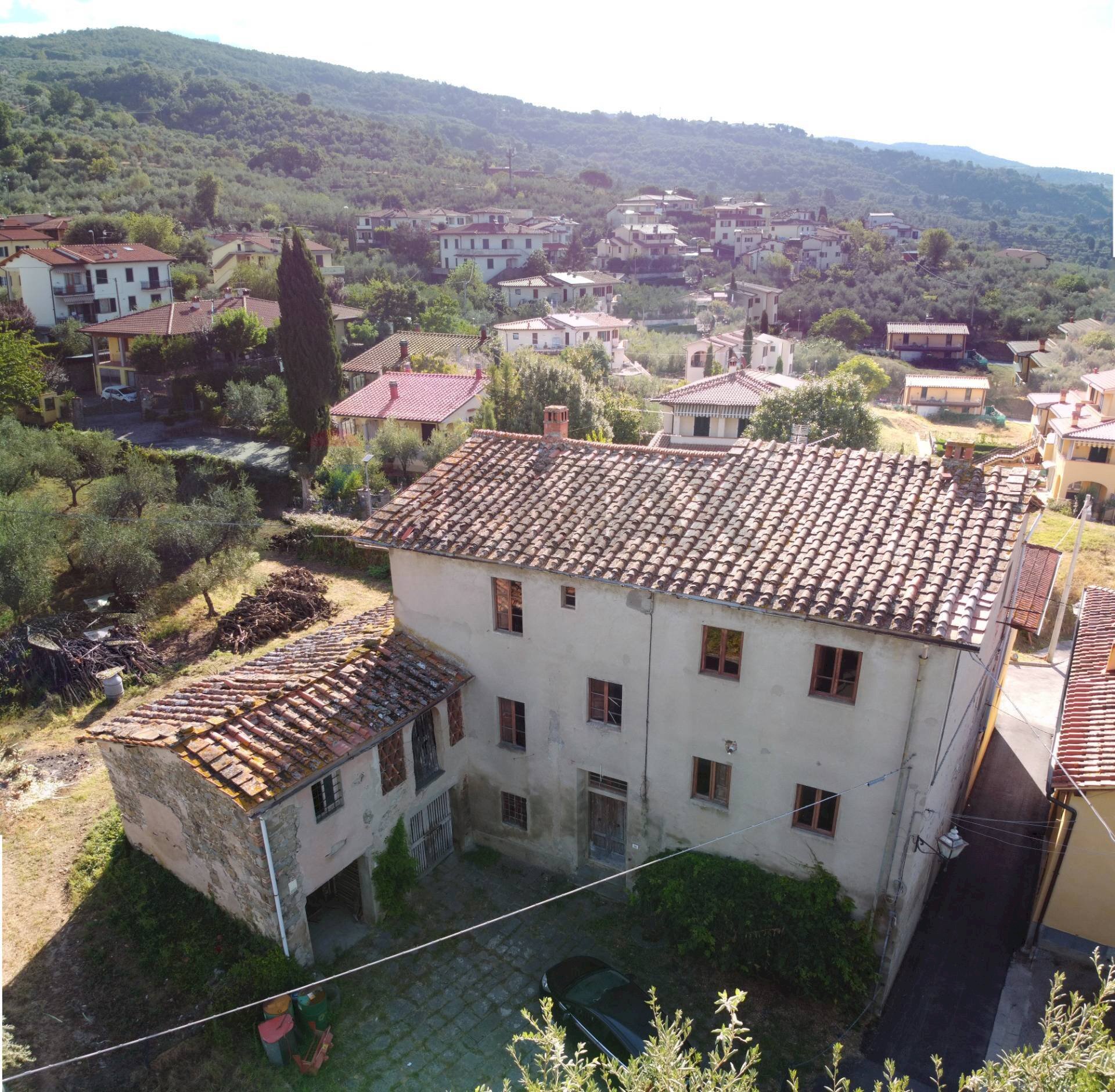 Edificio all\'aperto - Villa Via della Ripa
 
SNC, Castelfranco Piandiscò - foto 1