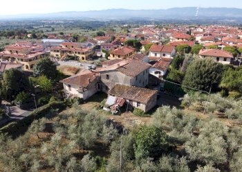 Edificio all\'aperto - Villa Via della Ripa
 
SNC, Castelfranco Piandiscò - photo 18