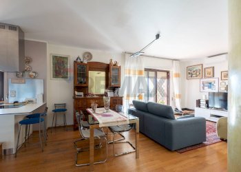 Sala da pranzo - Casa semi indipendente Via Pergolesi
 
7/B, San Marcello - foto 4