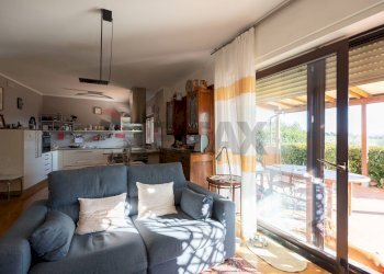 Sala da pranzo - Casa semi indipendente Via Pergolesi
 
7/B, San Marcello - foto 10