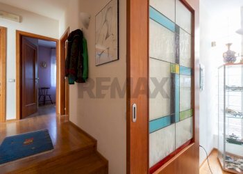 Hall / corridoio - Casa semi indipendente Via Pergolesi
 
7/B, San Marcello - foto 18