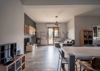 Sala da pranzo - Three-room apartment via Leonardo da Vinci
 
21, Monte Roberto - photo 2