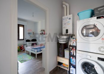 Lavanderia - Three-room apartment via Leonardo da Vinci
 
21, Monte Roberto - photo 24