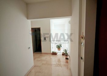 Hall / corridoio - Bilocale VIA NAZARIO SAURO
 
13, Recanati - foto 3