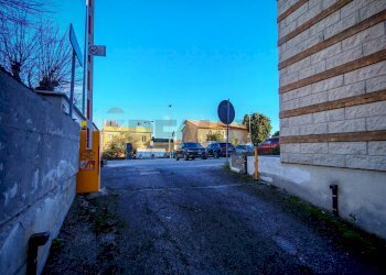 Edificio all\'aperto - Bilocale VIA NAZARIO SAURO
 
13, Recanati - foto 40
