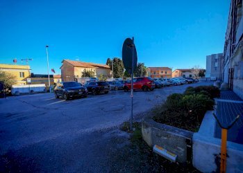 Edificio all\'aperto - Bilocale VIA NAZARIO SAURO
 
13, Recanati - foto 41