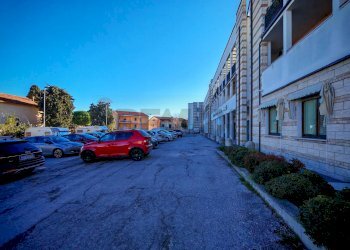 Edificio all\'aperto - Bilocale VIA NAZARIO SAURO
 
13, Recanati - foto 42