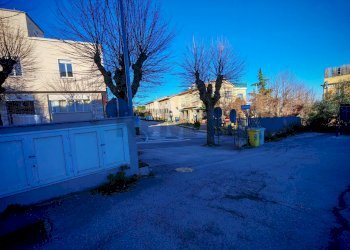 Edificio all\'aperto - Bilocale VIA NAZARIO SAURO
 
13, Recanati - foto 43