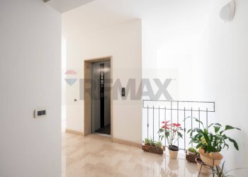 Ricezione / Lobby - Bilocale VIA NAZARIO SAURO
 
13, Recanati - foto 68