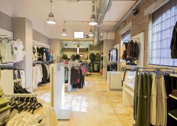 Cabina armadio - Shop Largo Guglielmo Oberdan
 
26, Chiaravalle - photo 16