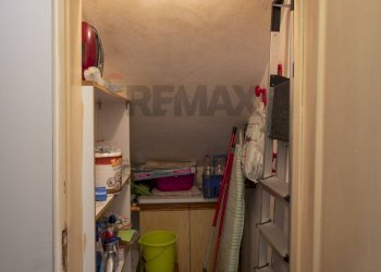 Dispensa di stoccaggio - Semi-detached house via flaminia
 
700, Falconara Marittima - photo 31