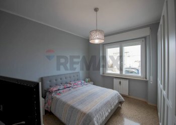 Camera / camera da letto - Appartamento viale al mare
 
4, Montemarciano - foto 32