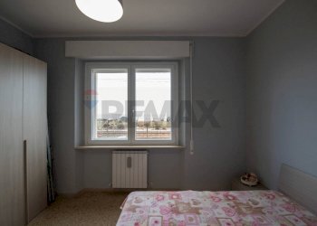 Camera / camera da letto - Appartamento viale al mare
 
4, Montemarciano - foto 40
