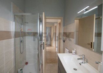 Bagno - Appartamento viale al mare
 
4, Montemarciano - foto 46