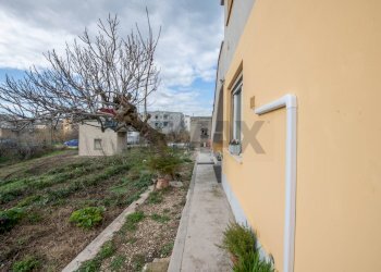 Giardino - Appartamento viale al mare
 
4, Montemarciano - foto 50