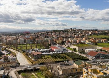 Edificio all\'aperto - Appartamento viale al mare
 
4, Montemarciano - foto 55