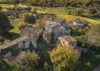 Casa all\'aperto - Terreno agricolo sasso domo, Serra San Quirico - foto 10