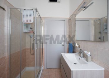 Bagno - Apartment Via Giovanni XXIII
10, Maiolati Spontini - photo 8