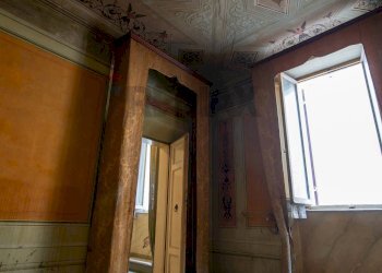 Stanza vuota - Casa indipendente Piazza della Repubblica
 
6, Jesi - foto 6