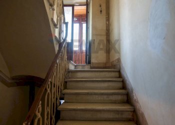 Scale - Casa indipendente Piazza della Repubblica
 
6, Jesi - foto 13