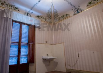 Stanza vuota - Casa indipendente Piazza della Repubblica
 
6, Jesi - foto 18