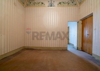 Stanza vuota - Casa indipendente Piazza della Repubblica
 
6, Jesi - foto 19