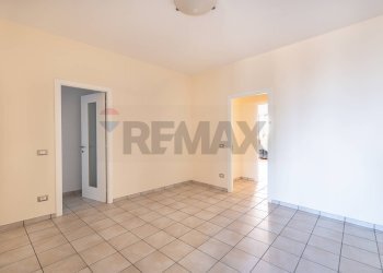 Stanza vuota - Trilocale Via Roma
 
6, Cupramontana - foto 4