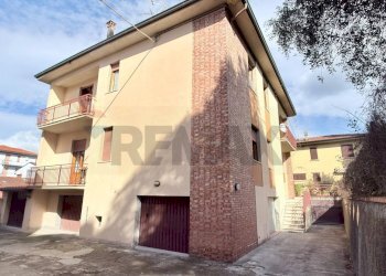 Casa all\'aperto - Casa semi indipendente Via Elio Vittorini
 
15, Montelupo Fiorentino - foto 1