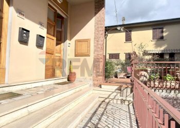 Terrazza - Casa semi indipendente Via Elio Vittorini
 
15, Montelupo Fiorentino - foto 5