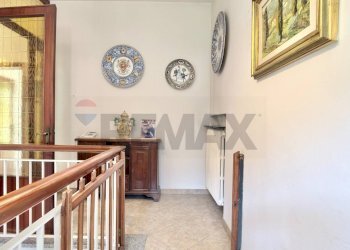 Hall / corridoio - Casa semi indipendente Via Elio Vittorini
 
15, Montelupo Fiorentino - foto 17