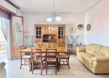 Sala da pranzo - Casa semi indipendente Via Elio Vittorini
 
15, Montelupo Fiorentino - foto 24