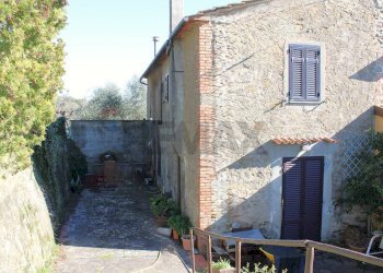 esterno - Casa semi indipendente Via Carmignanese
 
401, Vinci - foto 1