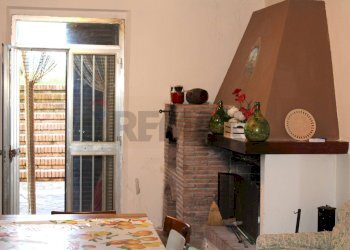 ingresso zona giorno - Casa semi indipendente Via Carmignanese
 
401, Vinci - foto 34