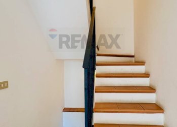 Scale - Casa semi indipendente VIA ROMA
 
28, Tredozio - foto 35